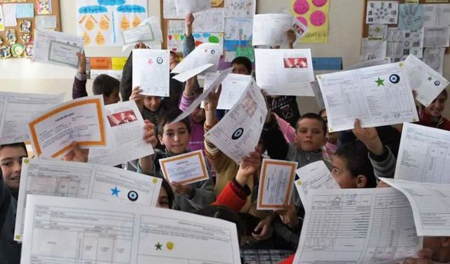 Yaklaşık 18 milyon öğrenci yarın karne alarak yaz tatiline çıkacak