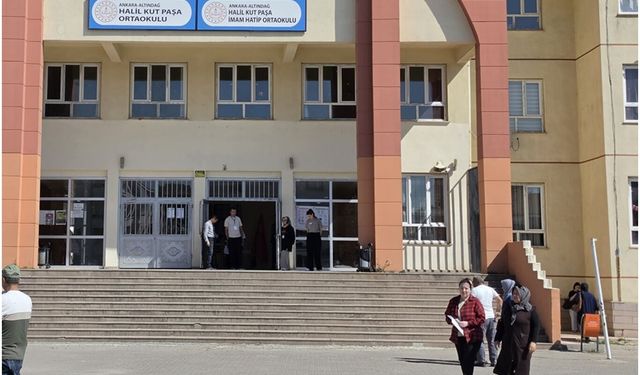 YKS'de AYT oturumu başladı