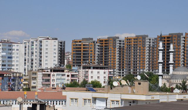 Altındaki dalgalanma konut piyasasını durgunluğa sürükledi
