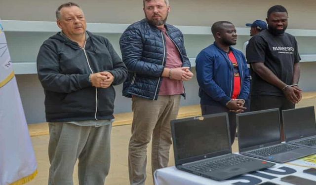 Angola'da darbe planı suçlamasıyla yargılanan iki Rus vatandaşına hapis cezası