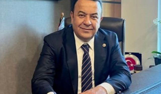 Ankara Milletvekili Adnan Beker CHP'den istifa etti