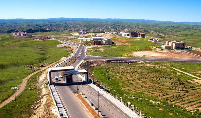 Batman Üniversitesi Petrol ve Doğalgaz Mühendisliği Programı öğrencilerini bekliyor