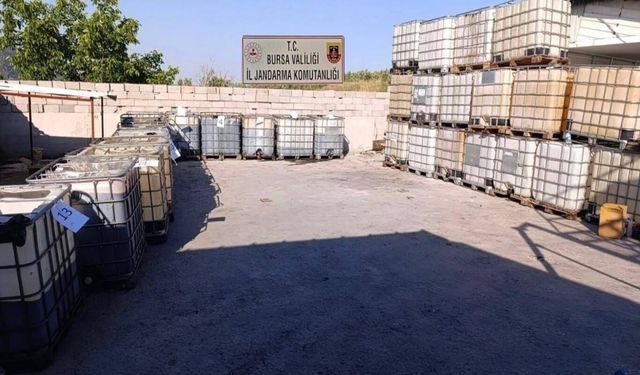 Bursa'da sahte yağ ve kaçak ürün operasyonu: 5 gözaltı