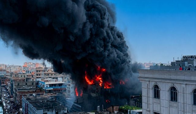 Çin'deki ayakkabı fabrikasında çıkan yangında ilk belirlemelere göre en az 28 ölü