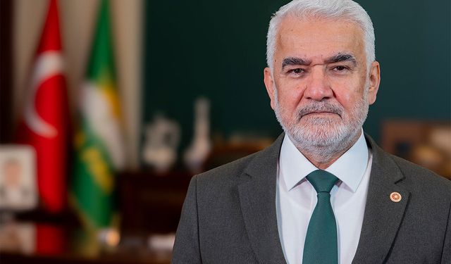 HÜDA PAR Genel Başkanı Yapıcıoğlu'ndan mezuniyet törenindeki ayet hazımsızlığına tepki