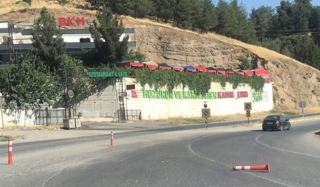 Kezer Köprüsü'nde kırılan dubalar trafik güvenliğini tehdit ediyor