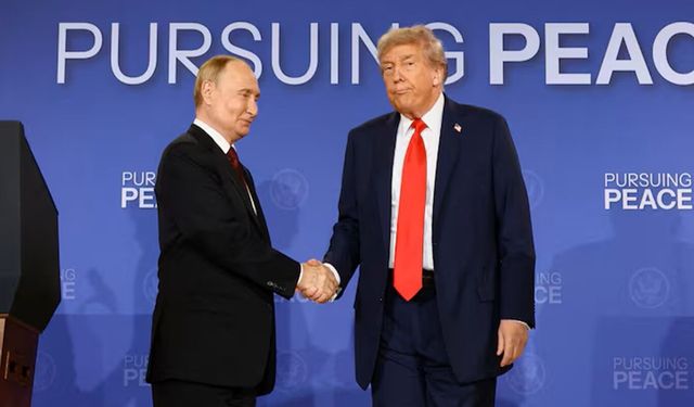 Kremlin: Putin-Trump görüşmesi Rusya'nın pozisyonunu aktarmak için fırsat oldu