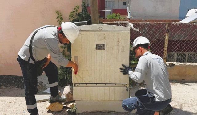 Mardin'de 2 bine yakın elektrik panosuna yetkisiz müdahale edildi