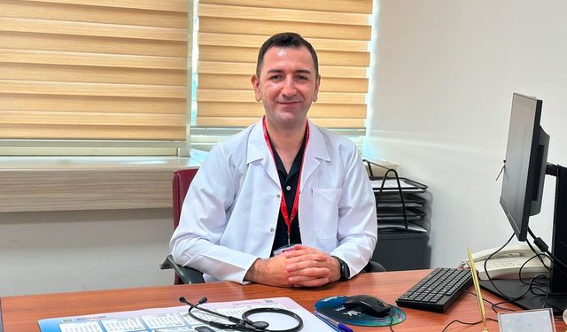 Op. Dr. Aktürk: İki haftadan uzun süren öksürüğü ihmal etmeyin