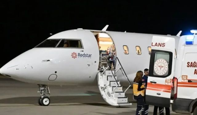 Şırnak'ta 4 aylık bebek ambulans uçakla İstanbul'a nakledildi