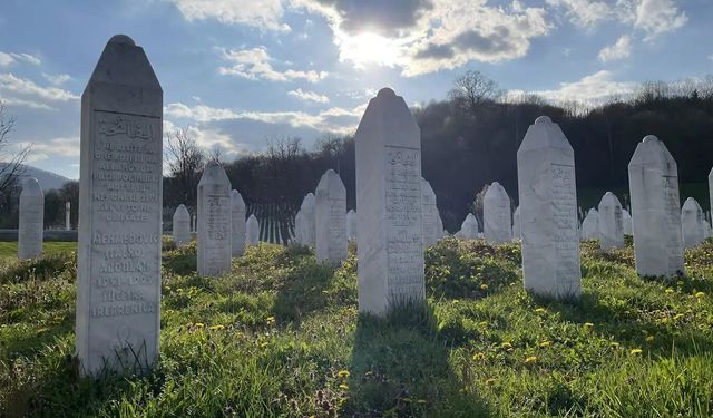 TBMM Başkanı Kurtulmuş: Srebrenitsa insanlığın ortak acısıdır