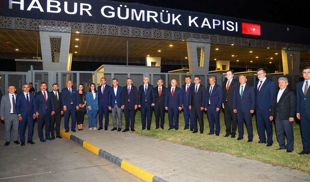 Ticaret Bakanı Bolat, Habur Sınır Kapısı'nda incelemelerde bulundu