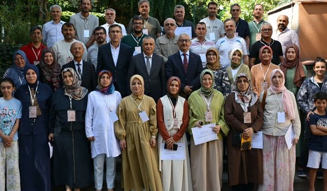 Türkiye'nin dört bir yanından gelen öğretmenler Bursa'da buluştu