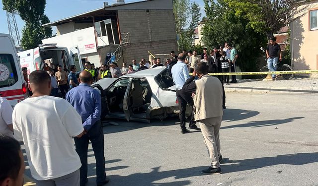 Van'da feci kaza: 1 ölü, 4 yaralı