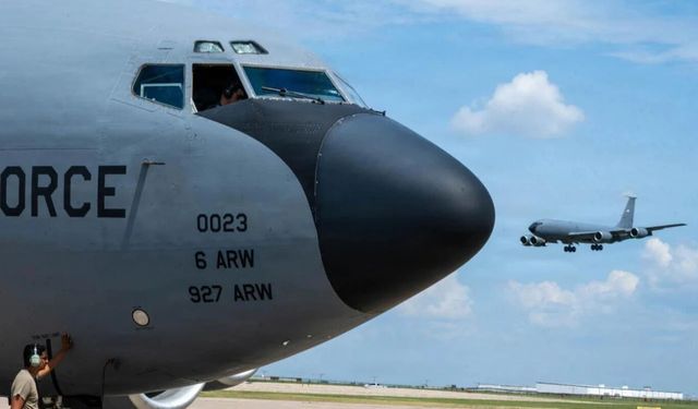 ABD tanker uçakları Bulgaristan'ı terk etti