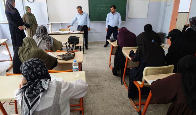 Batman'da hafızlık Kur'an kursu öğrencilerine ölçme ve değerlendirme sınavı
