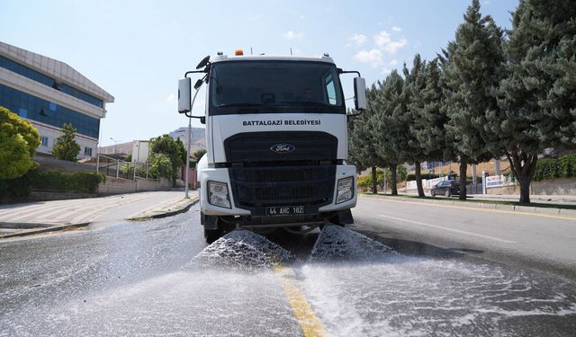 Battalgazi'de temizlik çalışmaları sürüyor