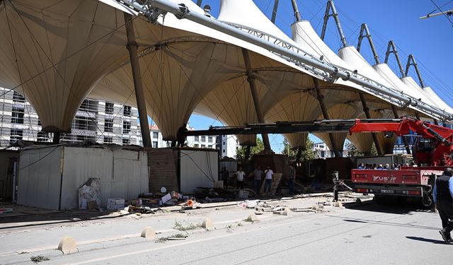 Büyükşehir Belediye Başkanı Er: Malatya'da konteynerler kalkacak