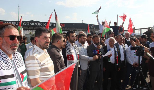 Filistin Konvoyunun Irak'ta bekletilmesine Şırnaklı STK'lardan tepki