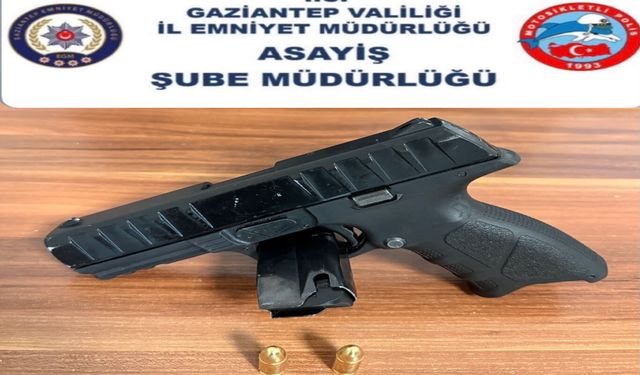 Gaziantep'te 3 ruhsatsız tabanca ele geçirildi