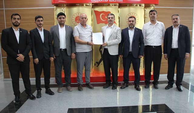 HÜDA PAR Gaziantep İl Başkanı Kaya mazbatasını alarak göreve başladı