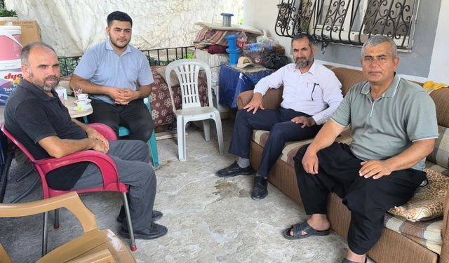 HÜDA PAR heyeti, Tarsus'ta muhtarları ve mahalle sakinlerini ziyaret etti