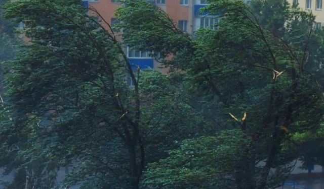 İstanbul'da kuvvetli rüzgâr ve fırtına uyarısı