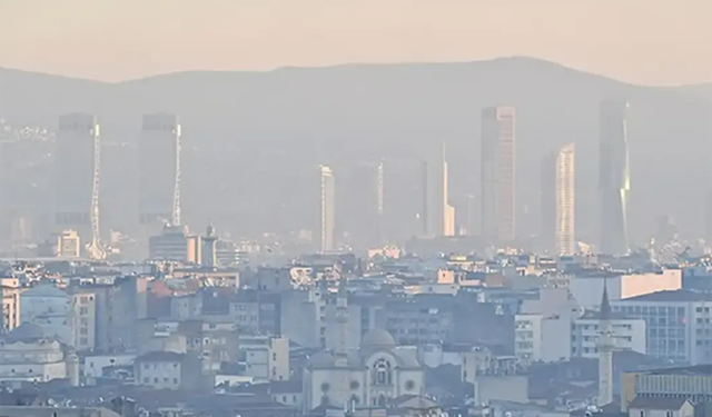 İzmir'de hava kirliliği arttı: Bazı bölgelerde risk seviyesi yükseldi