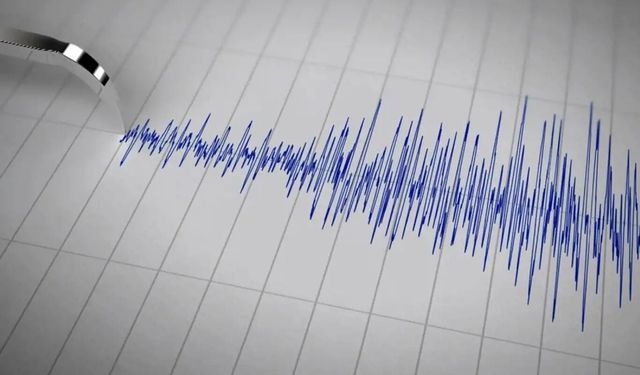 Japon adası açıklarında 5,5 büyüklüğünde deprem