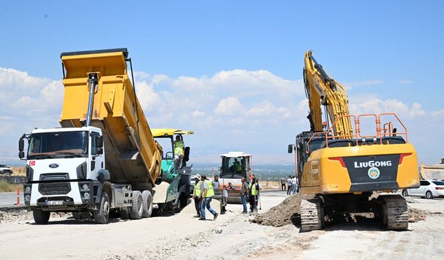 Malatya'da Yaka-D300 bağlantı yolu için çalışma başlatıldı