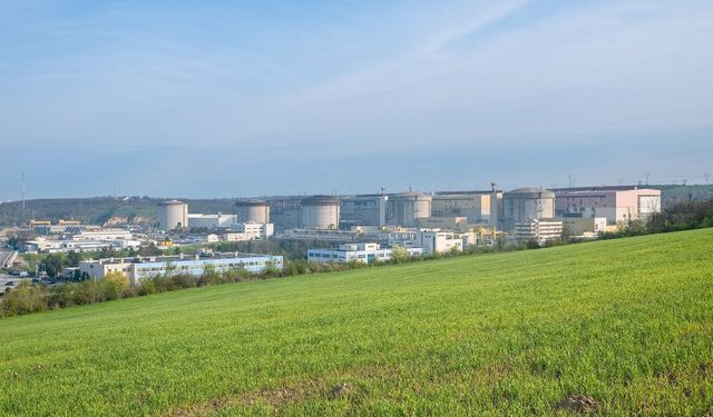Romanya, nükleer santralin soğutma sistemi için nehir yatağını kazacak