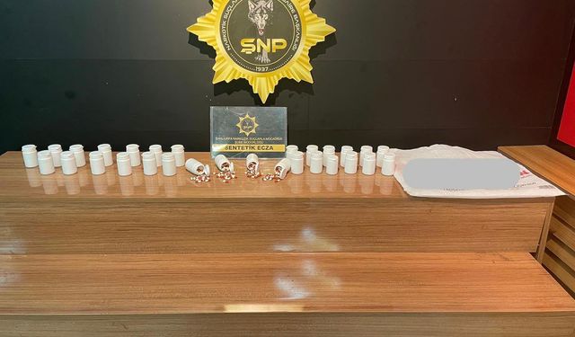 Şanlıurfa'da uyuşturucu operasyonu: Bin 468 sentetik ecza ele geçirildi