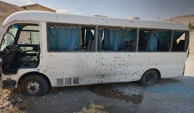 Suriye'de güvenlik güçlerini taşıyan otobüse bombalı saldırı: Çok sayıda yaralı