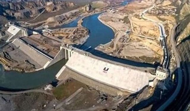 Tahran'da su kıtlığı alarmı: Baraj doluluk oranı yüzde 26'ya geriledi
