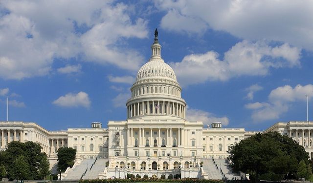 ABD Temsilciler Meclisi'nden Trump'ın İran saldırılarına üçüncü kez durdurma girişimi