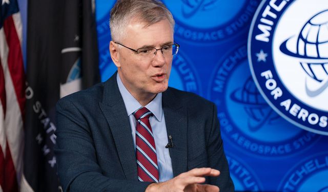 ABD yörüngede uzay silahları bulundurduğunu ilk kez açıkladı