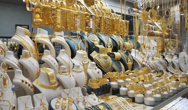 Altın fiyatlarında düşüş sonrası yatay seyir