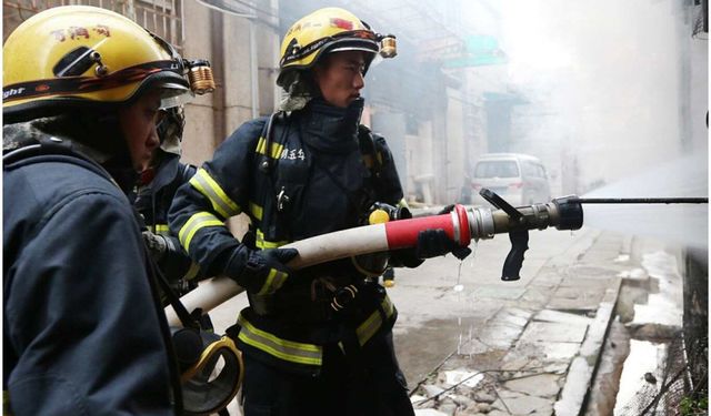 Çin'de fabrika yangını: 8 ölü
