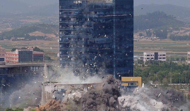 Güney Kore'den Kuzey Kore'ye, havaya uçurulan irtibat ofisi için 32,5 milyon dolarlık tazminat