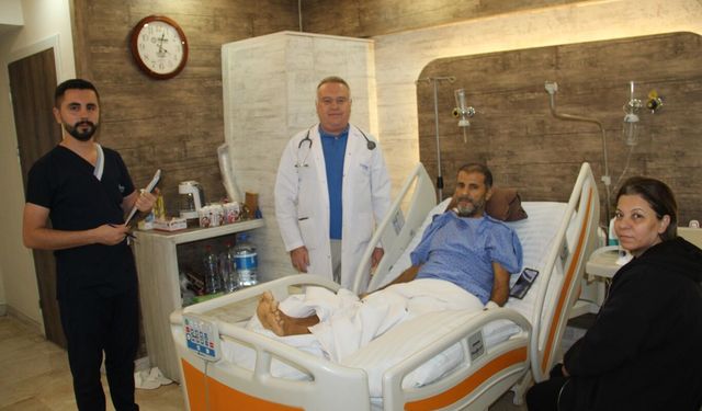 Kalp ve ana damarlara baskı yapan 5 kilogramlık kitle ameliyatla çıkarıldı