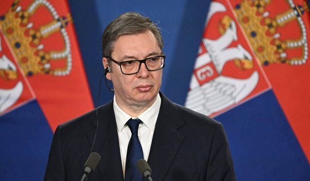 Sırbistan'da Vucic istifa kararı 