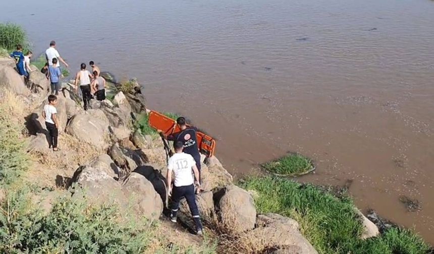 Diyarbakır'da Serinlemek İsterken Dicle Nehri'nde Hayatını Kaybetti!