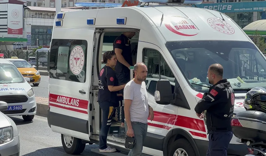 Diyarbakır'da İki Minibüs Çarpıştı: 1'i Çocuk, 5 Kişi Yaralandı