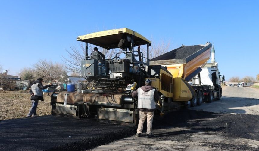 Suruç Bostancı Grup Yoluna Yeni Dokunuş: Sıcak Asfalt