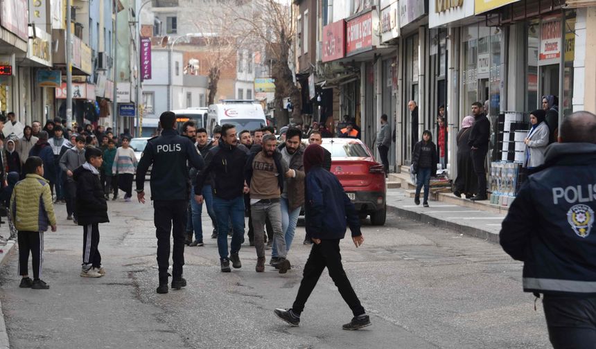Şanlıurfa'da akraba aileler arasındaki silahlı kavgada!