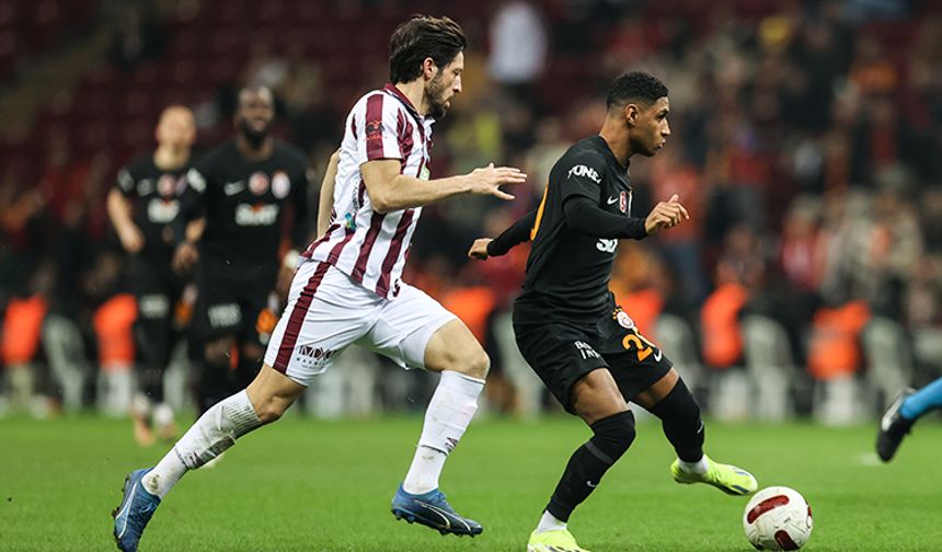 Galatasaray, Teksüt Bandırmaspor'u Yenerek Çeyrek Finale Yükseldi
