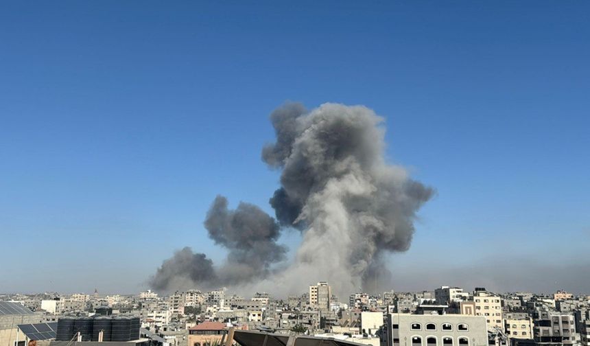 Gazze'de şehit sayısı 57 bin 762'ye yükseldi