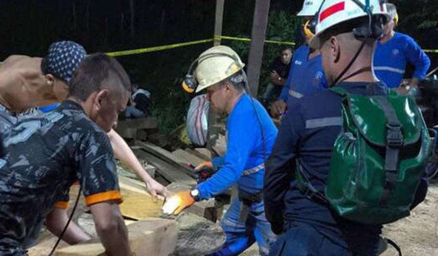 Kolombiya'da altın madeninde mahsur kalan işçiler kurtarıldı