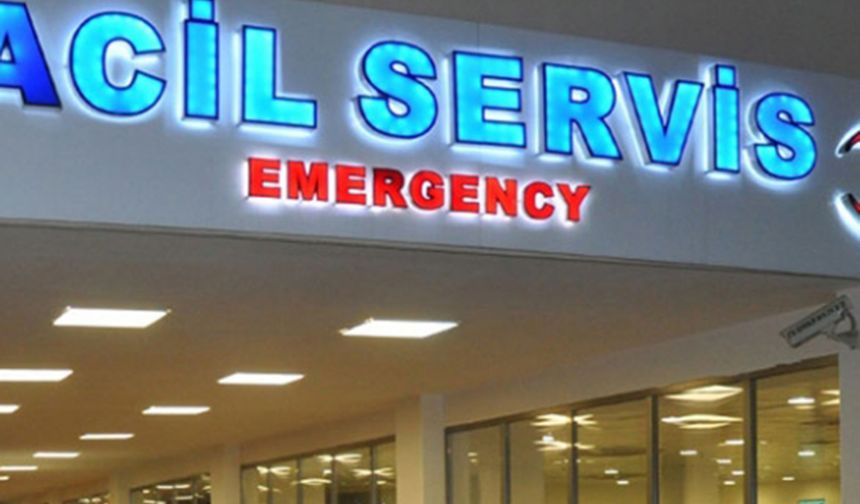 Otomobil ile işçi servisi çarpıştı: 12 yaralı