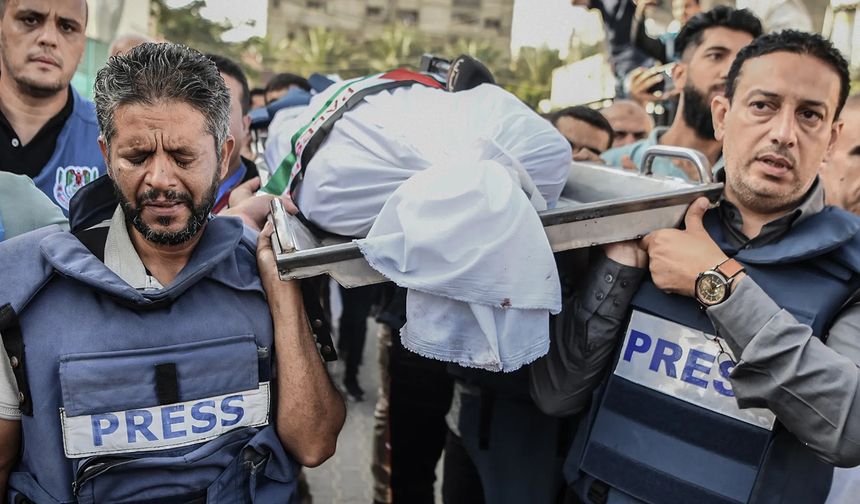 Siyonist işgalciler Gazze'de bir gazeteciyi daha katletti